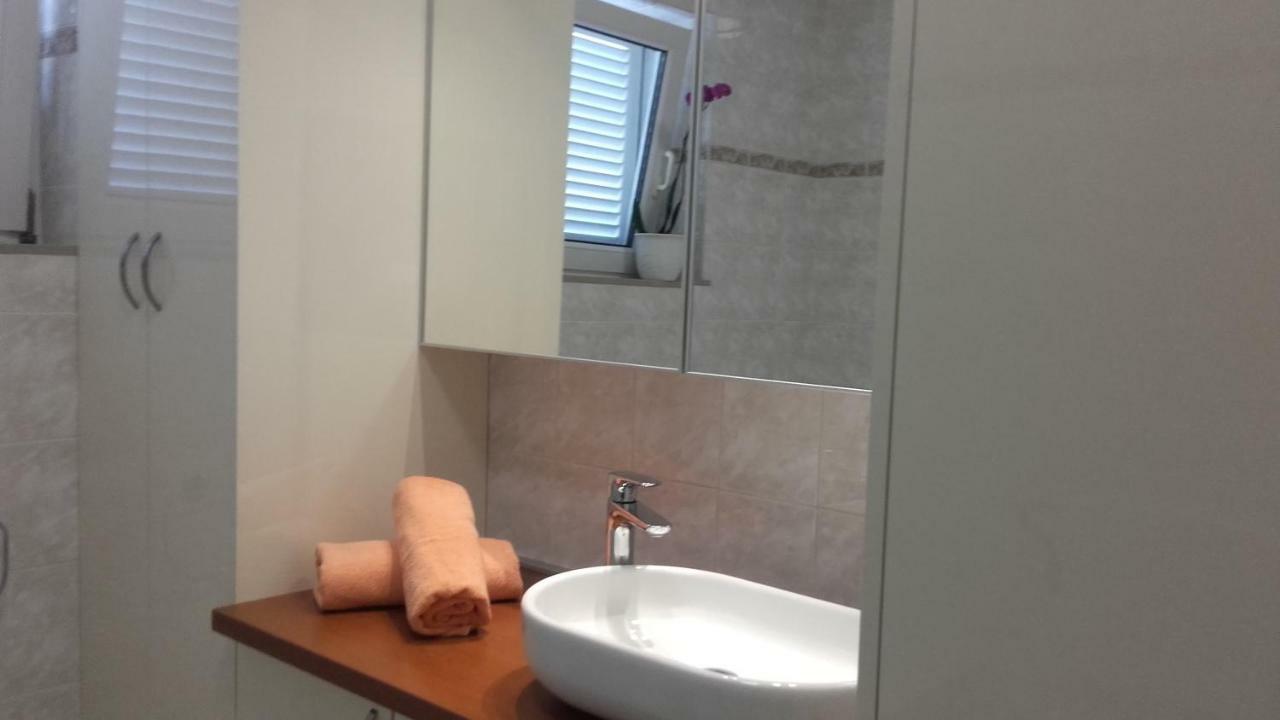 Apartment Bojana Нови-Винодолски Экстерьер фото